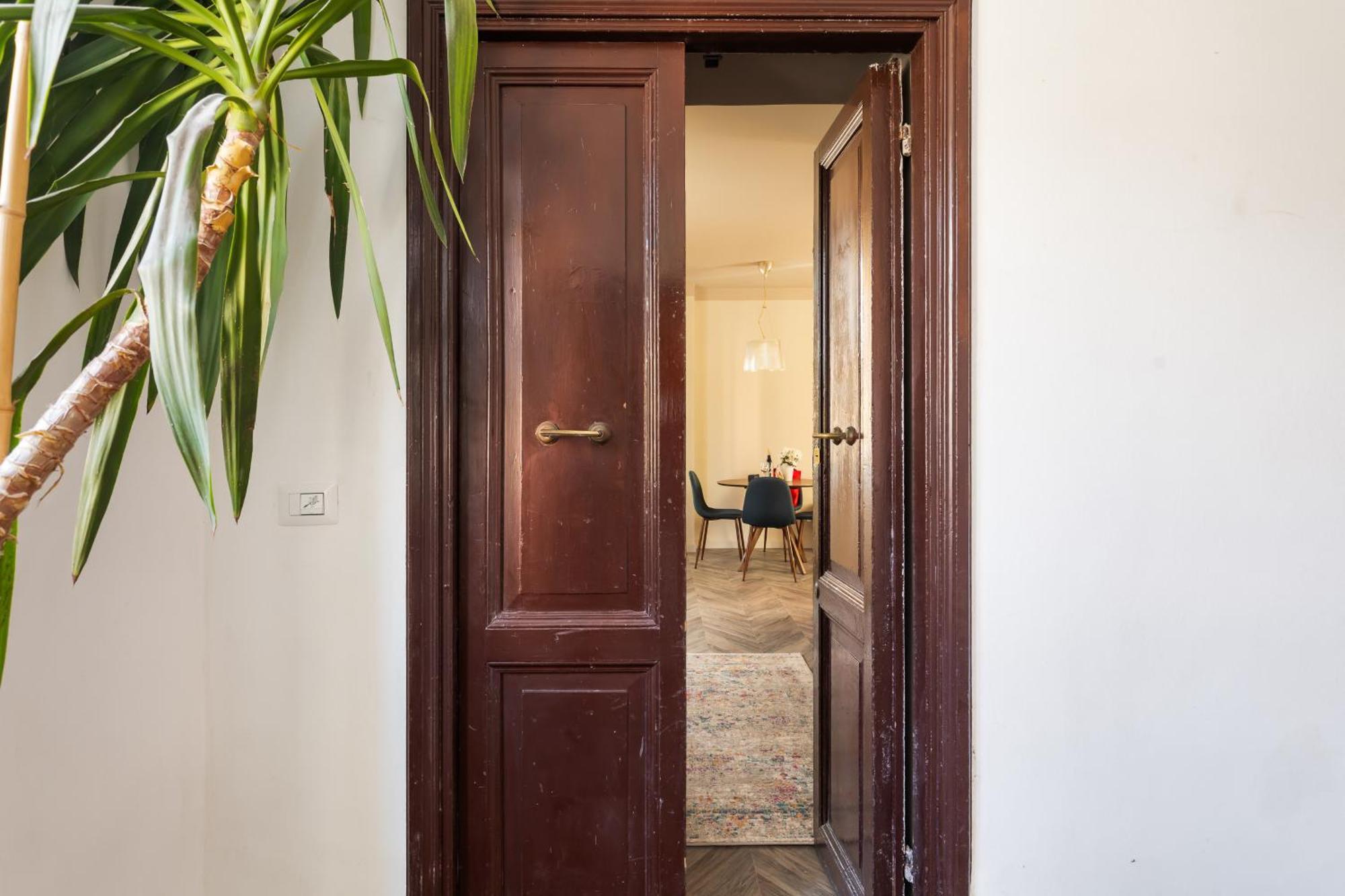 Vatican Stunning 2 Bedroom Apartment